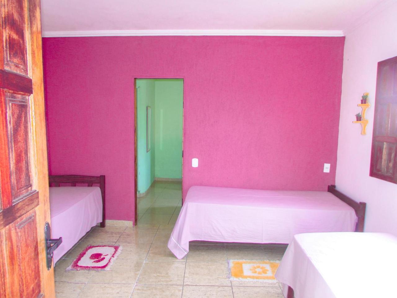 Porto Hostel Порту-Сегуру Екстер'єр фото